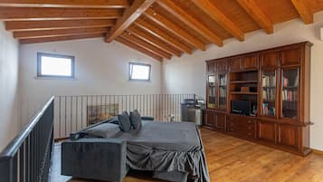 Appartamento Superior, balcone, al piano terra | 1 camera, con stile personalizzato, con arredamento individuale