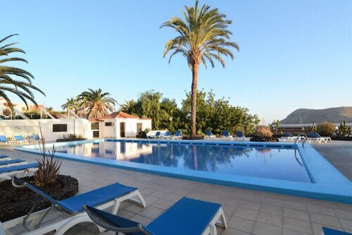 Apartamento con Piscina Comunitaria y Terraza Independiente