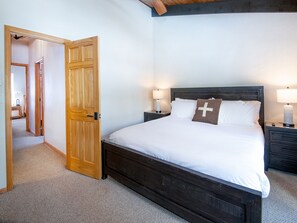 3 bedrooms, WiFi, bed sheets