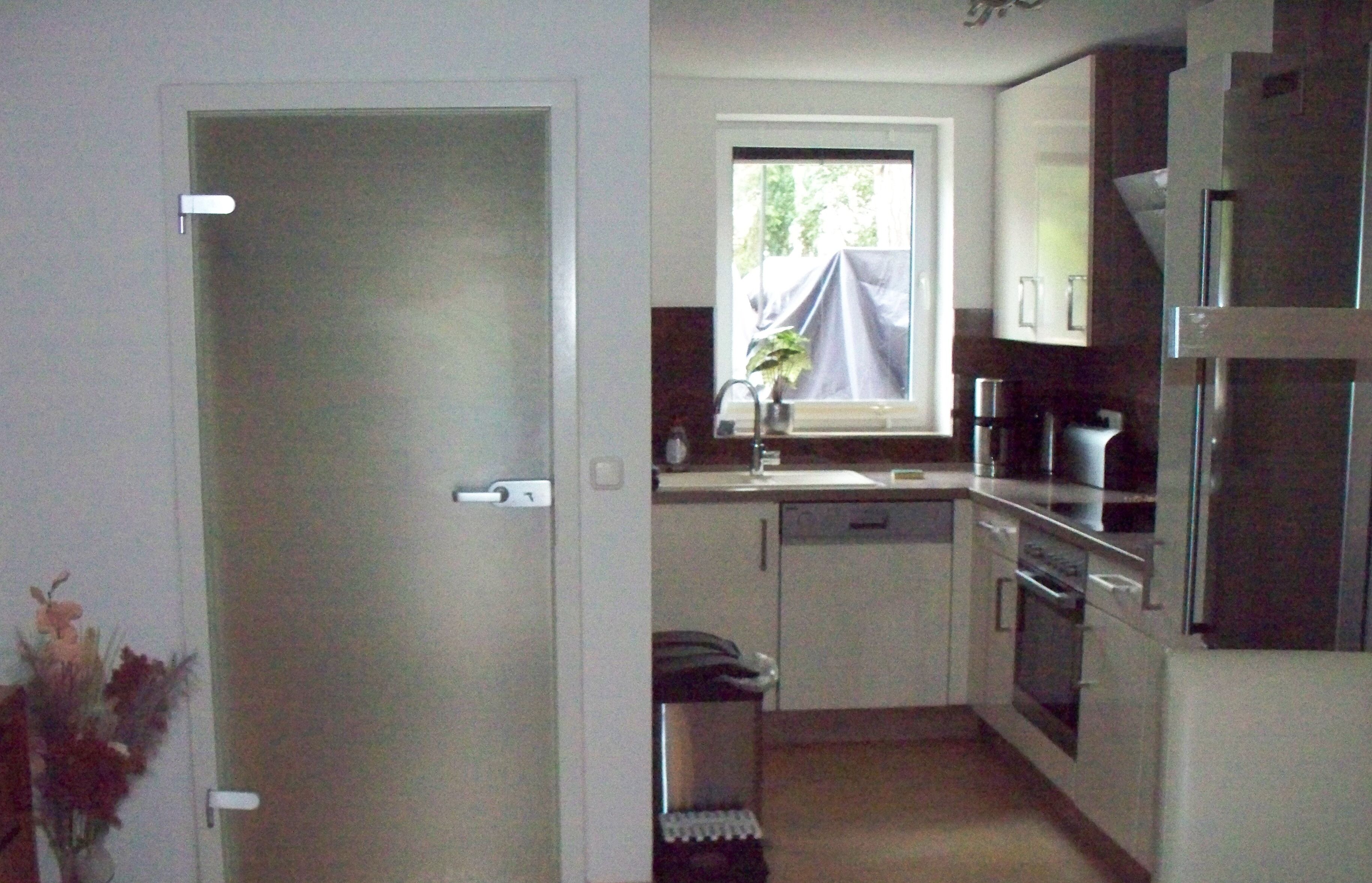 冰箱、微波炉、烤箱、炉灶