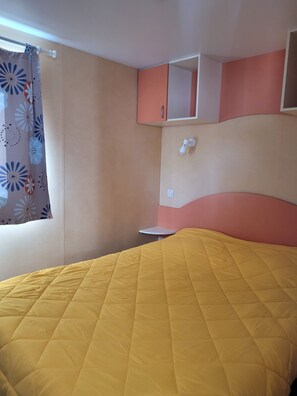 2 camere, ferro/asse da stiro