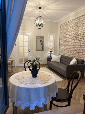 Living area - Чудові апартаменти поблизу Сввір-Авенє (L'viv)