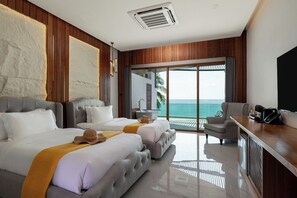 Deluxe Ocean View Twin room | Free minibar, in-room safe, individually decorated, desk - Hotel Villa Aokhanom Beachfront (Khanom)