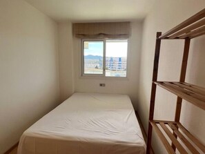 2 bedrooms, internet - Nice flat with canal view and swimming pool AV-69 (Rosas / Roses)