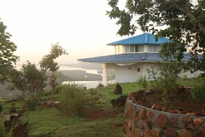 Property grounds - Ocean View King Suite at Vida Lotus Retreat & Spa (Limon Campana)