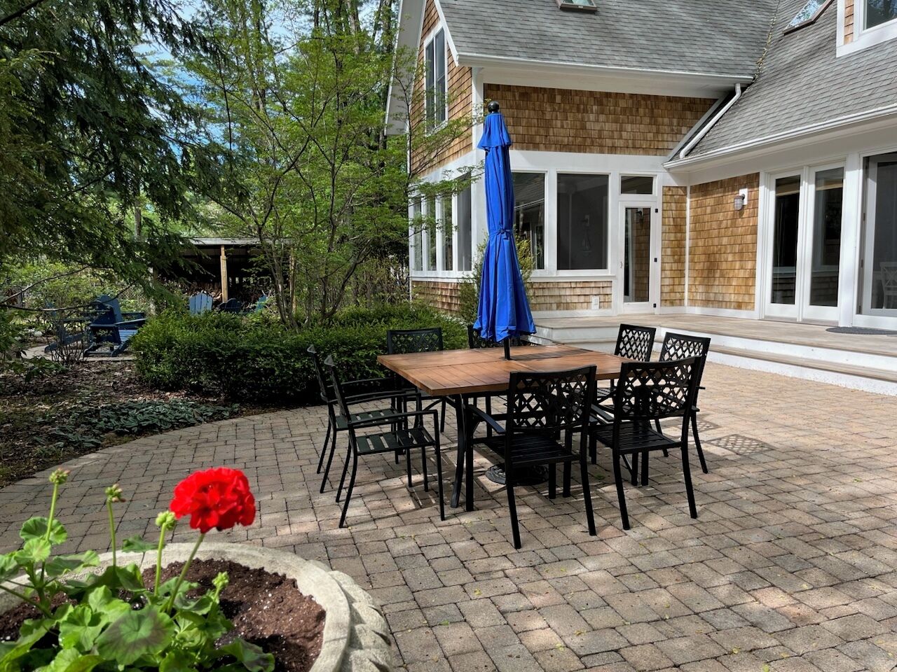 Blue Sky Estate Summer Retreat near Warren Dunes!