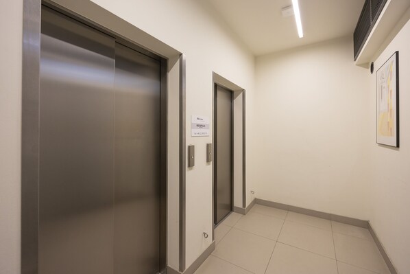Elevator