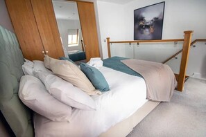1 Schlafzimmer, Schreibtisch, Bügeleisen/Bügelbrett, kostenloses WLAN