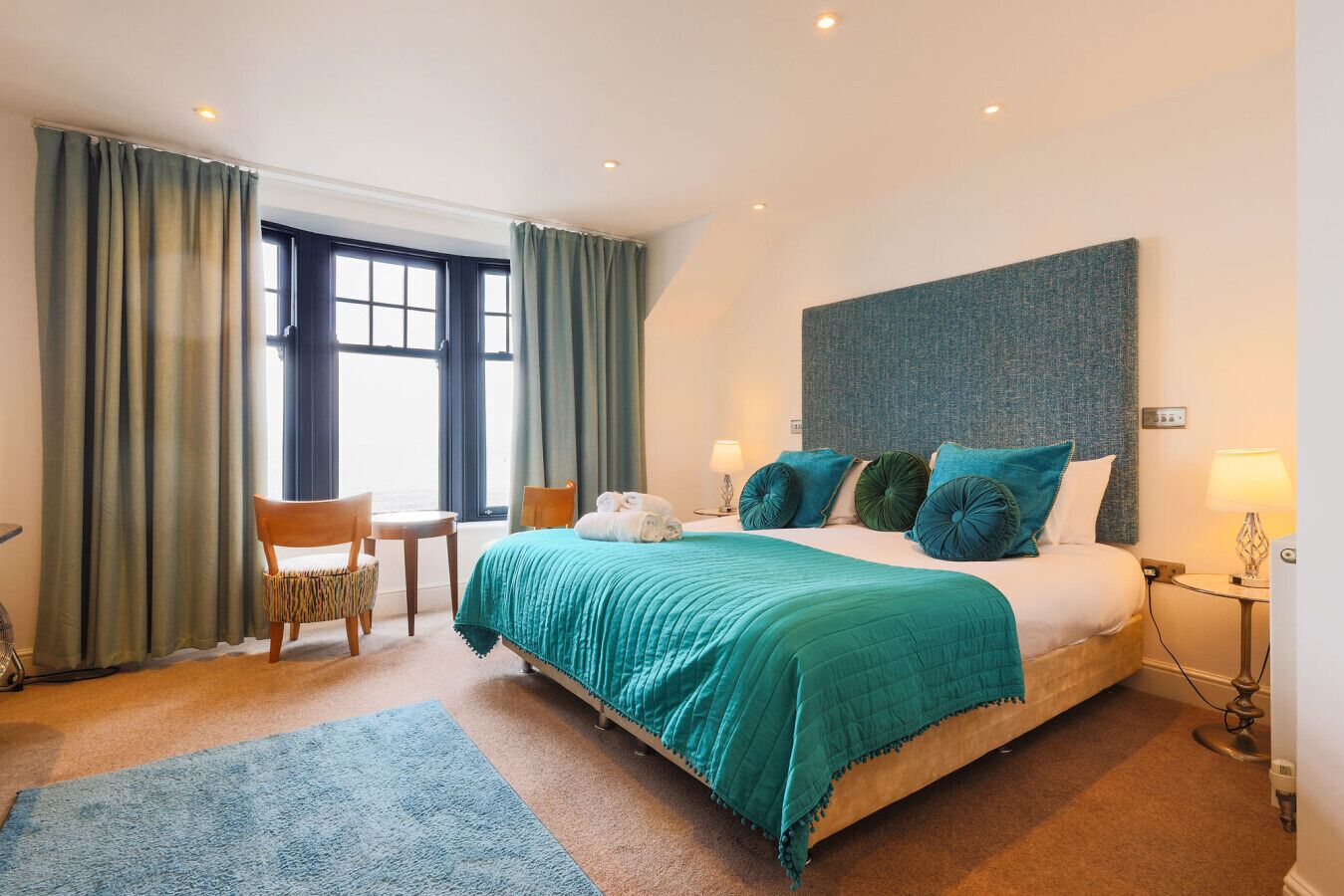 1 chambre, bureau, fer et planche à repasser, Wi-Fi