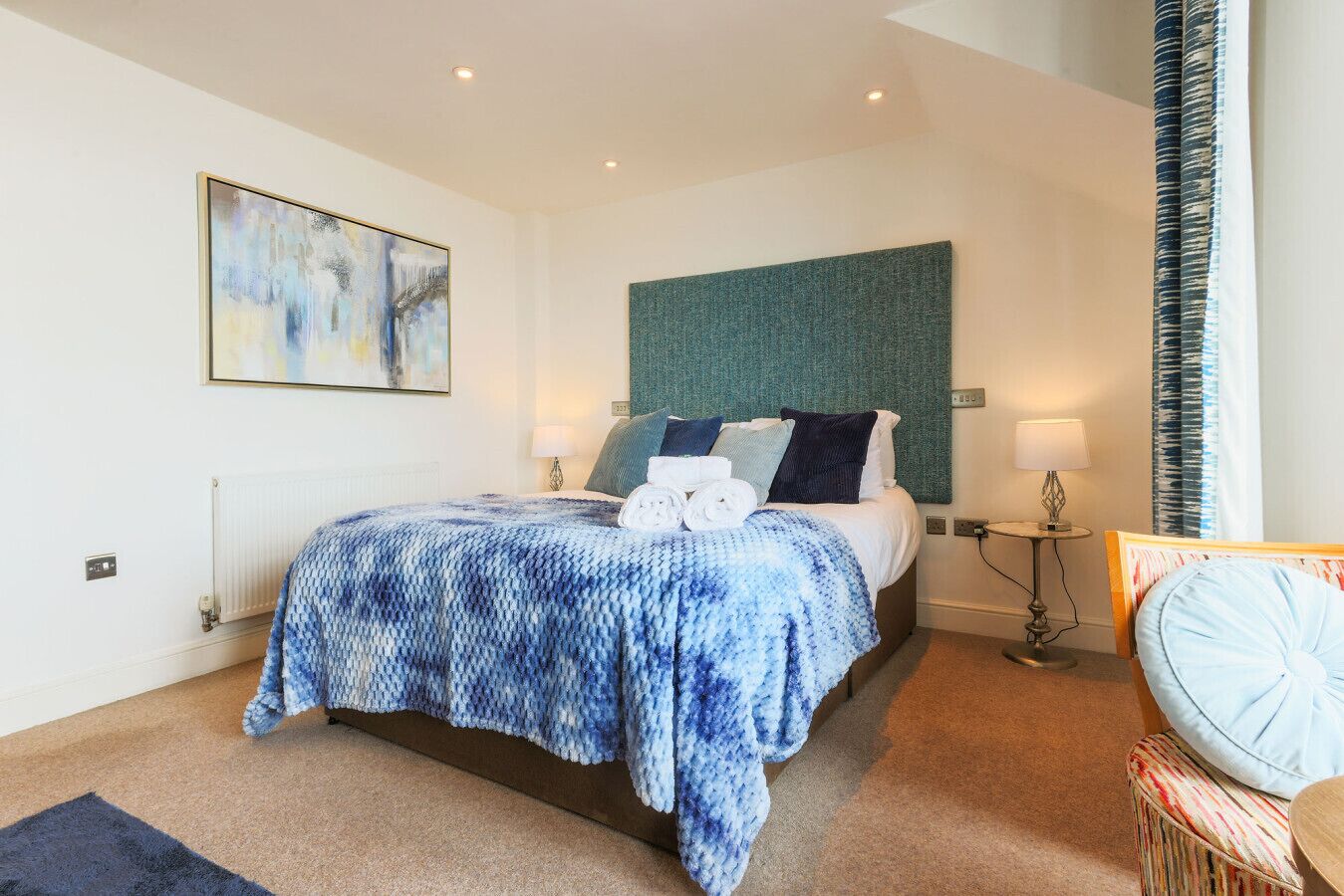 1 chambre, bureau, fer et planche à repasser, Wi-Fi