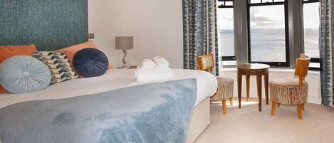 1 chambre, bureau, fer et planche à repasser, Wi-Fi