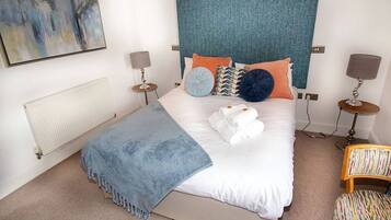 1 Schlafzimmer, Schreibtisch, BĂŒgeleisen/BĂŒgelbrett, WLAN