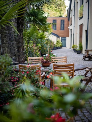 Charming double room courtyard view