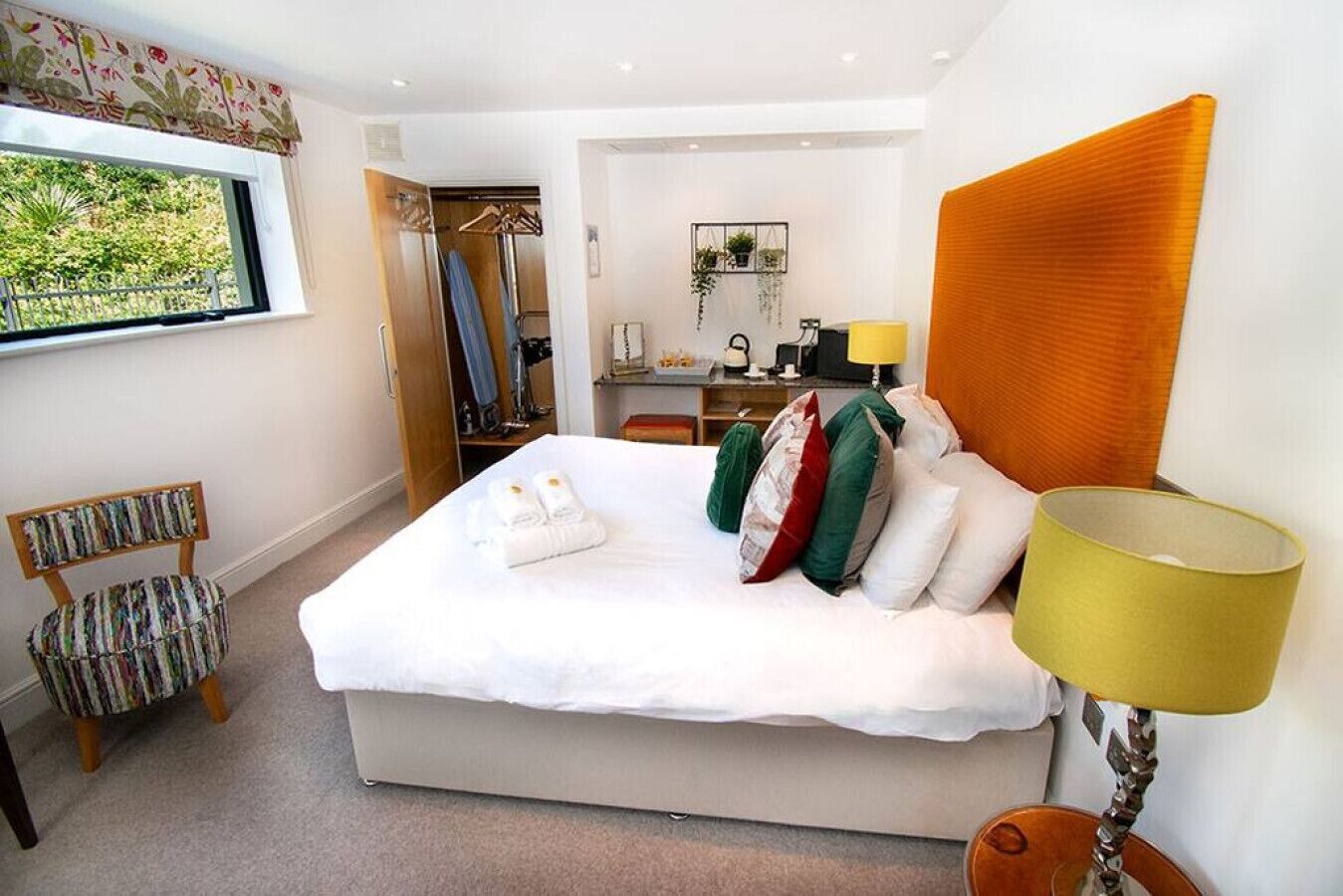 1 bedroom, desk, iron/ironing board, WiFi