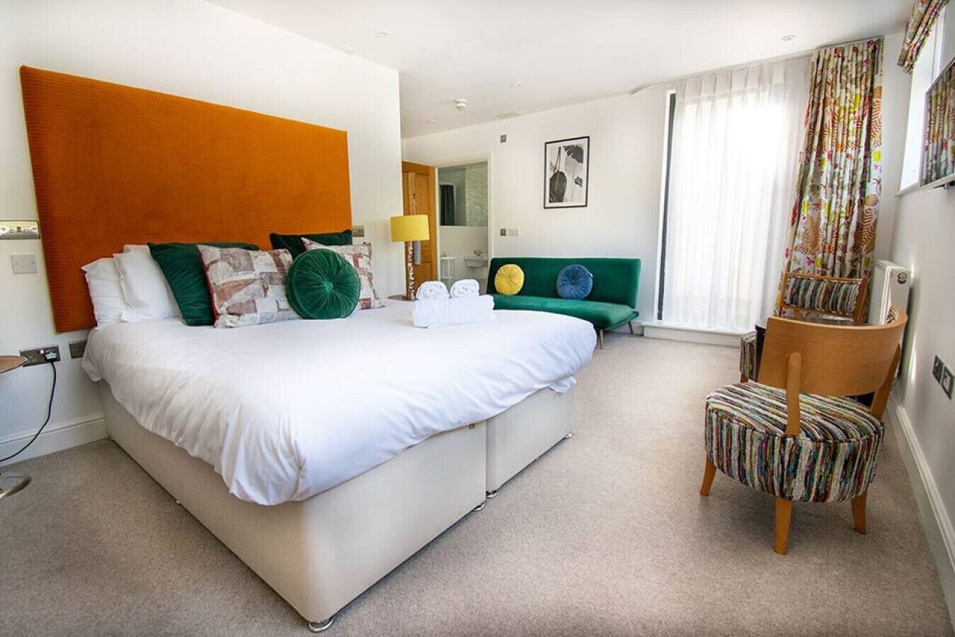 1 chambre, bureau, fer et planche à repasser, Wi-Fi