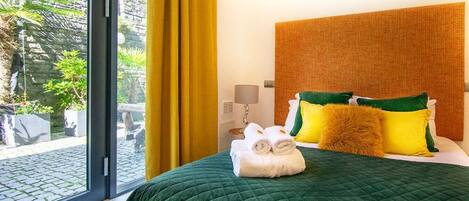 1 chambre, fer et planche Ă repasser, Wi-Fi, draps fournis