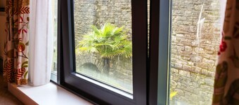 Double Room Courtyard Penarth