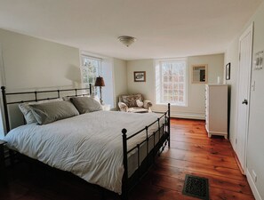 4 chambres, bureau, Wi-Fi, draps fournis