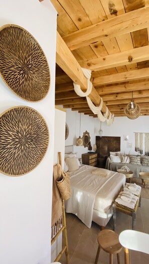 Linari Beige | 1 bedroom, individually decorated, free WiFi