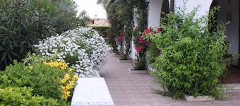 Beautiful villa just minutes from the sea