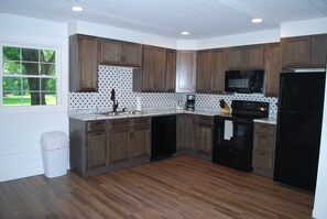 Fridge, microwave, oven, stovetop - Carriage House - Just Renovated (Chazy)