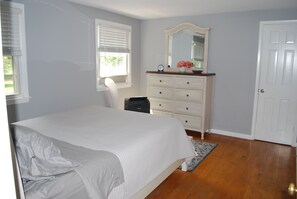 5 Schlafzimmer, Bügeleisen/Bügelbrett, WLAN, Bettwäsche