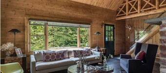 Daniel Boone meets Mid Century Modern Retreat
