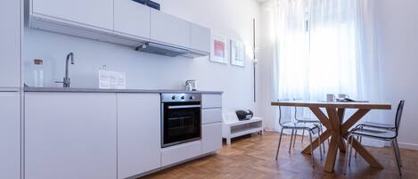 Apartment (1 Bedroom) | Interior