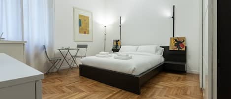 Apartment (1 Bedroom) | Interior