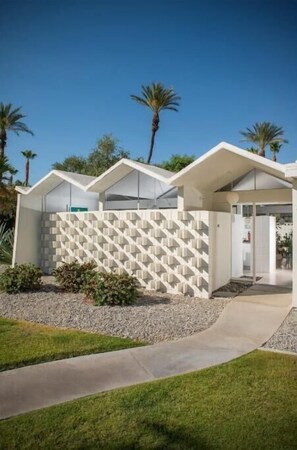 Exterior - Luxurious House in exclusive area of Mérida 12pp (Mérida)