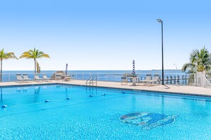 Pool - Snowbird-friendly sound view condo with open layout, patio, W/D, & AC (Marathon)