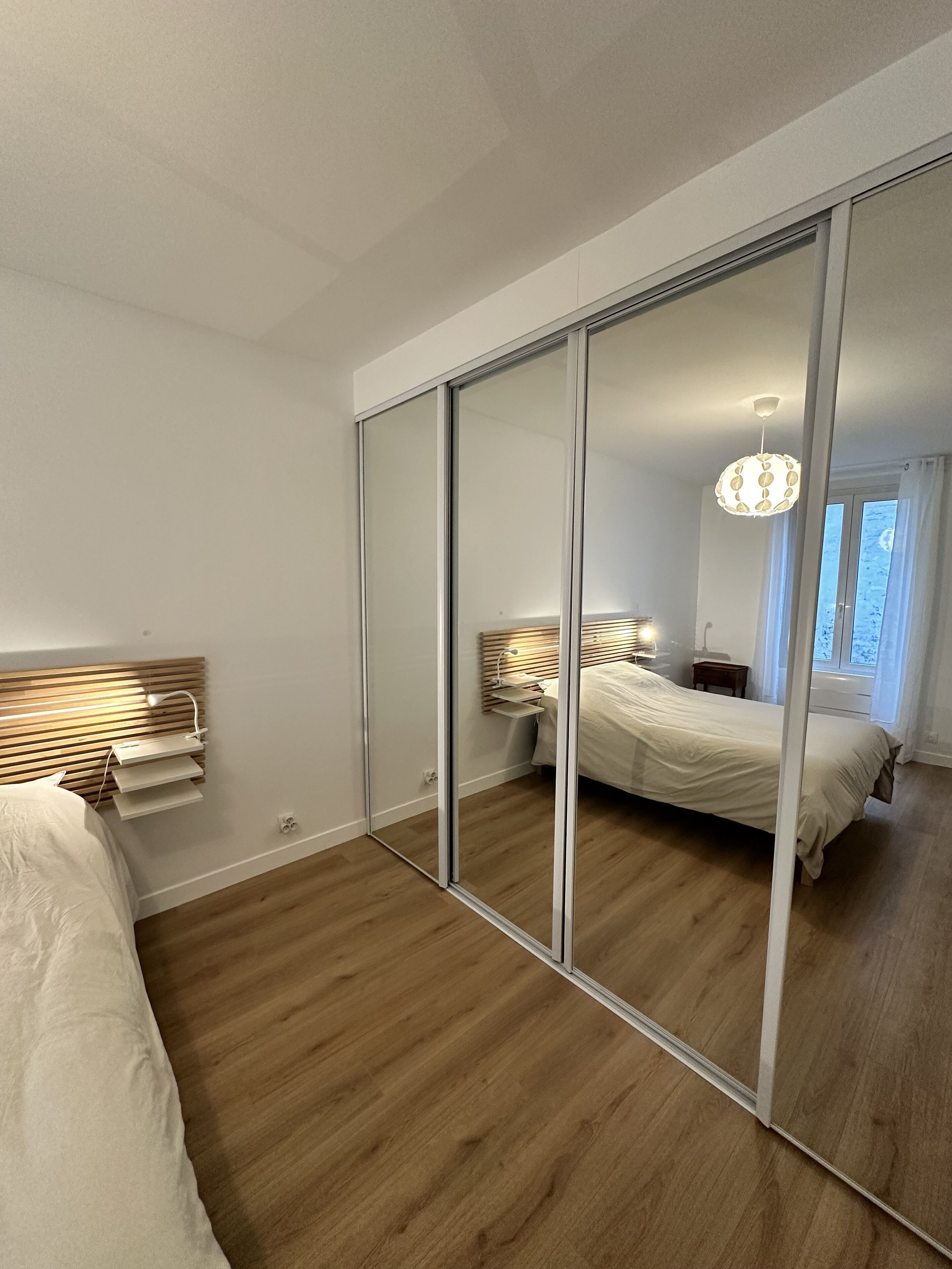 1 dormitorio, tabla de planchar con plancha, wifi gratis y ropa de cama