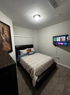 2 chambres, coffres-forts dans les chambres, Wi-Fi gratuit