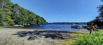 Private Lake Cottage on 3 acres w/350 sq. ft. deck
