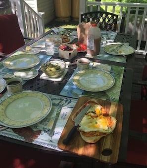 Outdoor dining