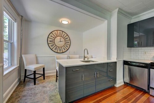 Cozy 3BR Home w/ Yard & Patio 5 min to Tanglewood