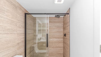 Shower, free toiletries, hair dryer, towels