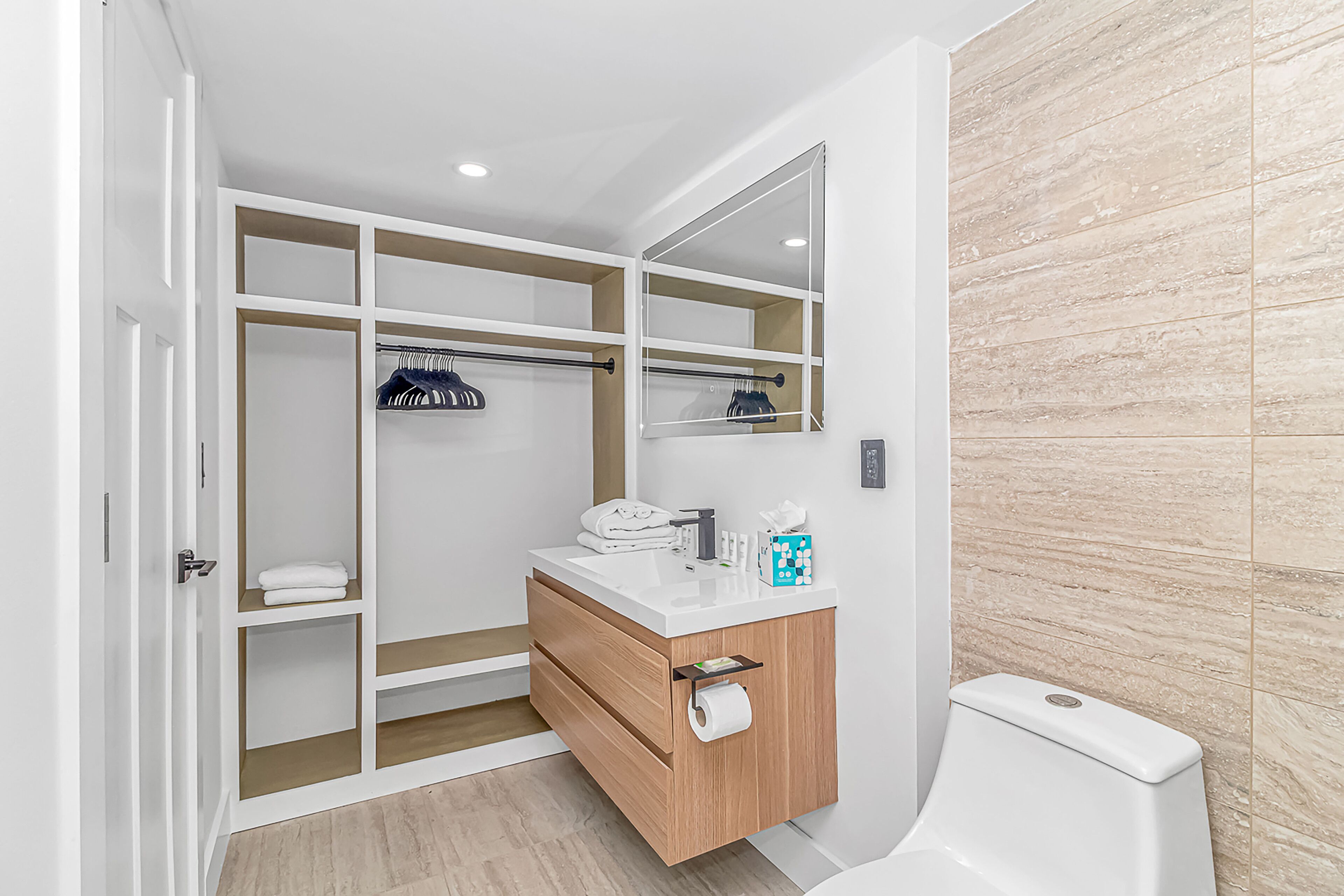 Foto - Fifth and Ocean