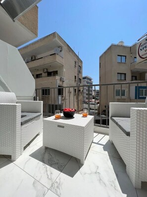 Property grounds - Modern Studio in the Heart of Larnaca (Larnaca)