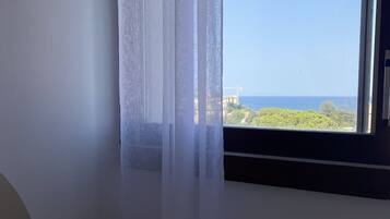 1 camera, ferro/asse da stiro, Wi-Fi, lenzuola