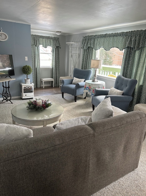Lovely Restored Vintage Retreat! Cozy & Quiet - Near Marshall & I-69 5 Min - Michigan