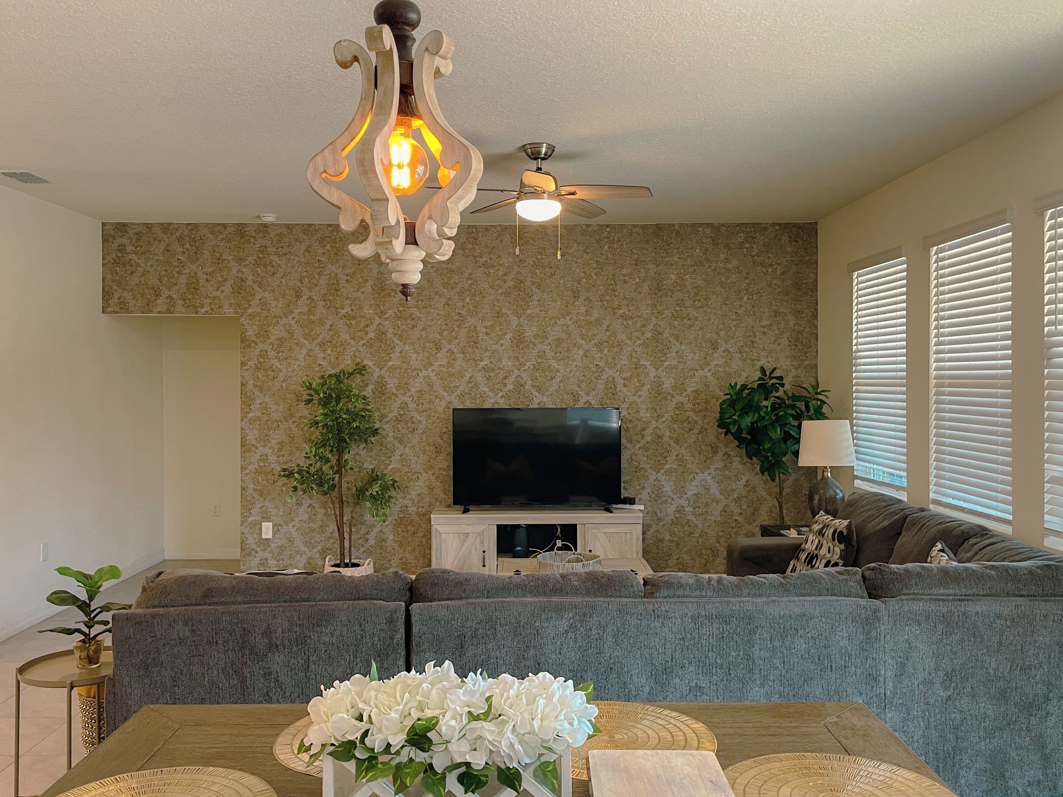 Smart TV, video games