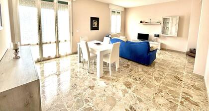 The Third Floor 2 Km from Maranello (Mo) - CIN: IT036019C24HW38H4Z