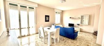The Third Floor 2 Km from Maranello (Mo) - CIN: IT036019C24HW38H4Z