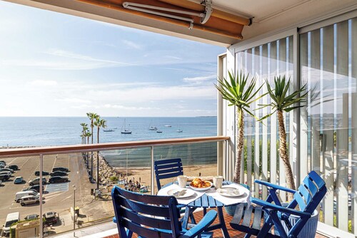 2 chambres avec vue panoramique sur la mer, en face de la plage