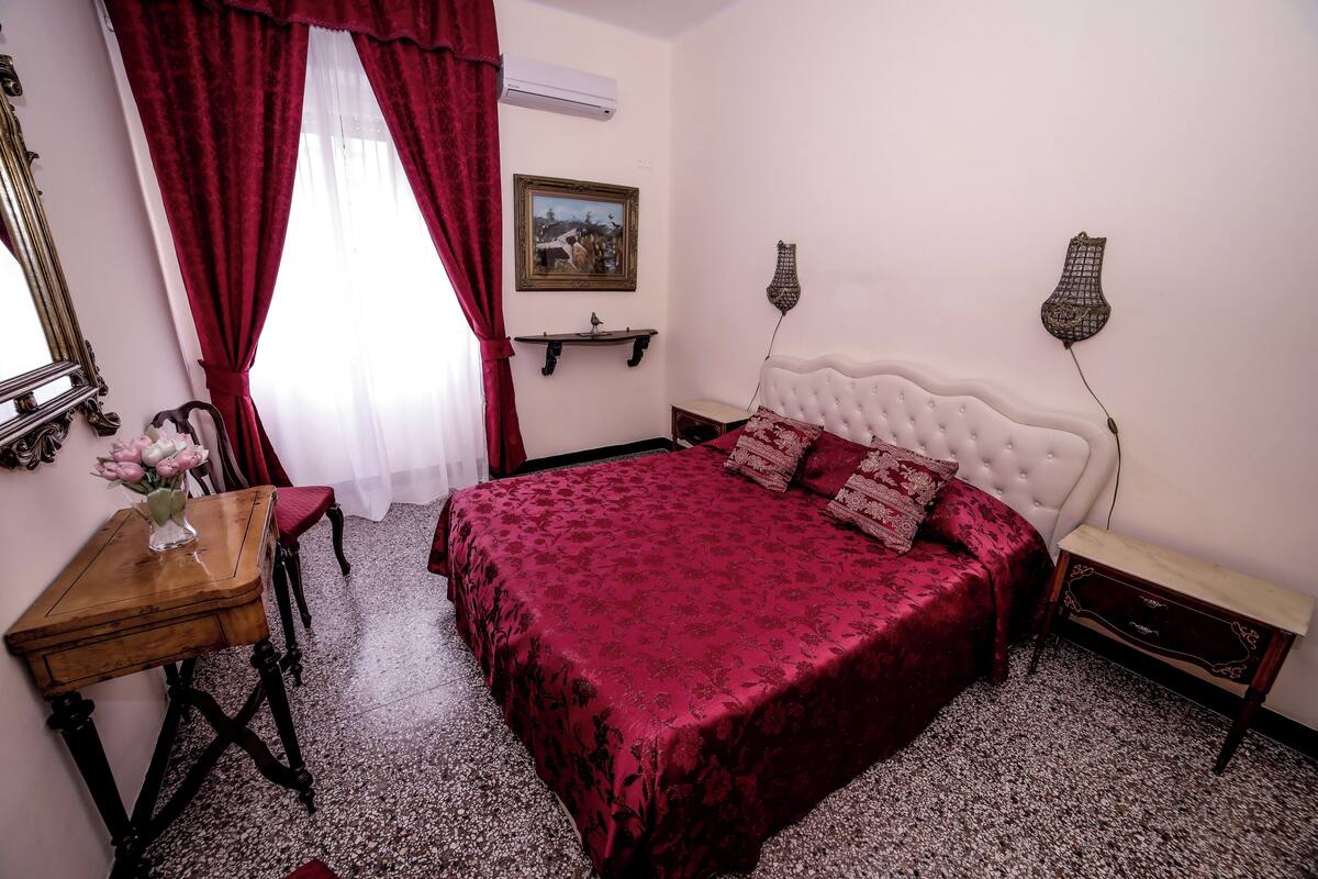 Basic Double Room | Frette Italian sheets, premium bedding, memory foam beds, WiFi (free)