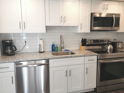 Uptown Grove AC-1 Block from Casino and Boardwalk!