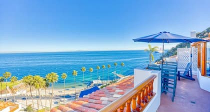 Catalina Island getaway with 6 seat golf cart A/C