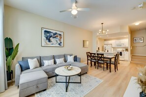 TV - Family Escape Near Disney | Resort Amenities (Kissimmee)