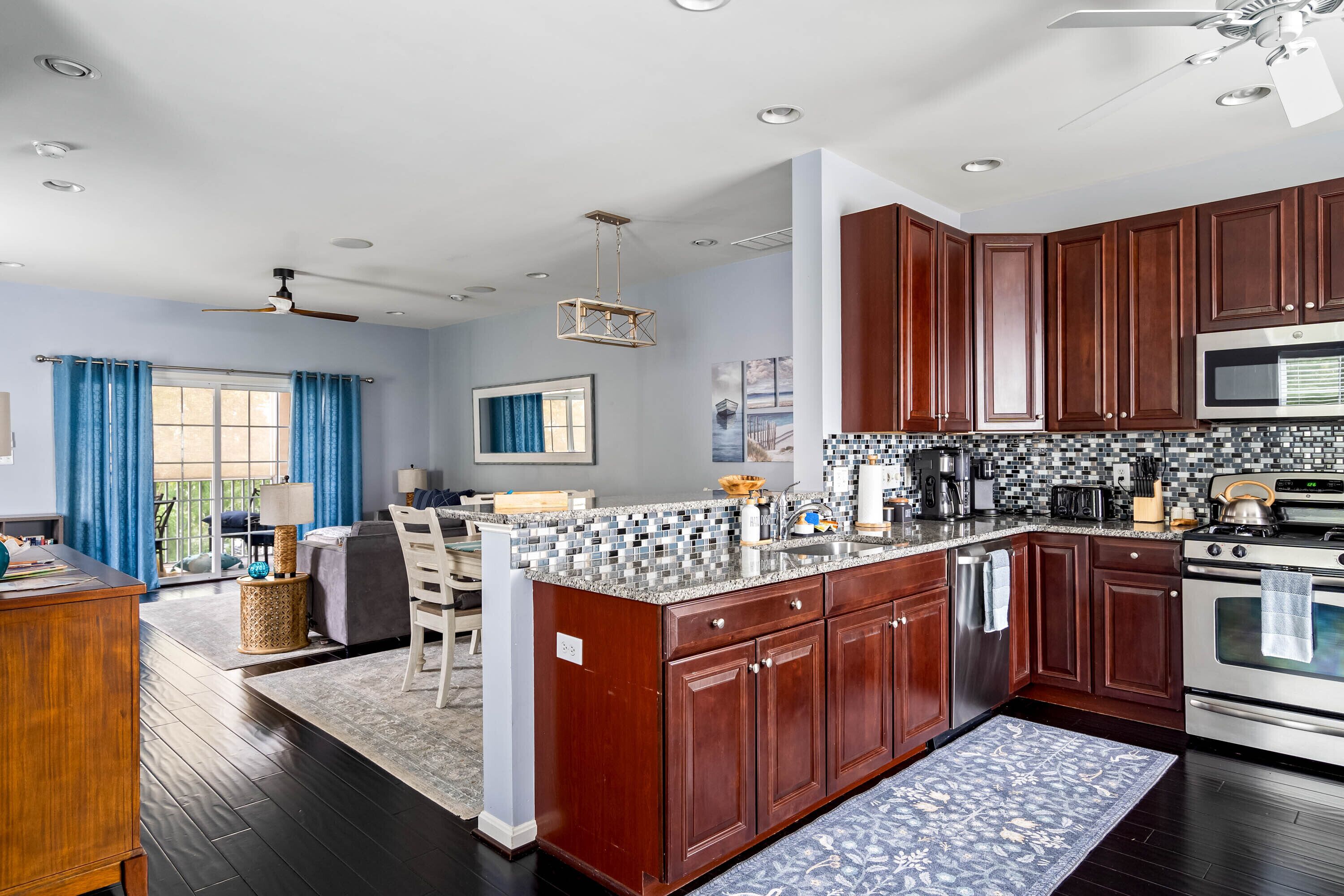 Stunning Beach home at Rehoboth Crossing -Priced right, includes bikes, Sleeps 9